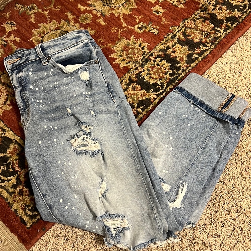 Women's Distressed Kancan Jeans